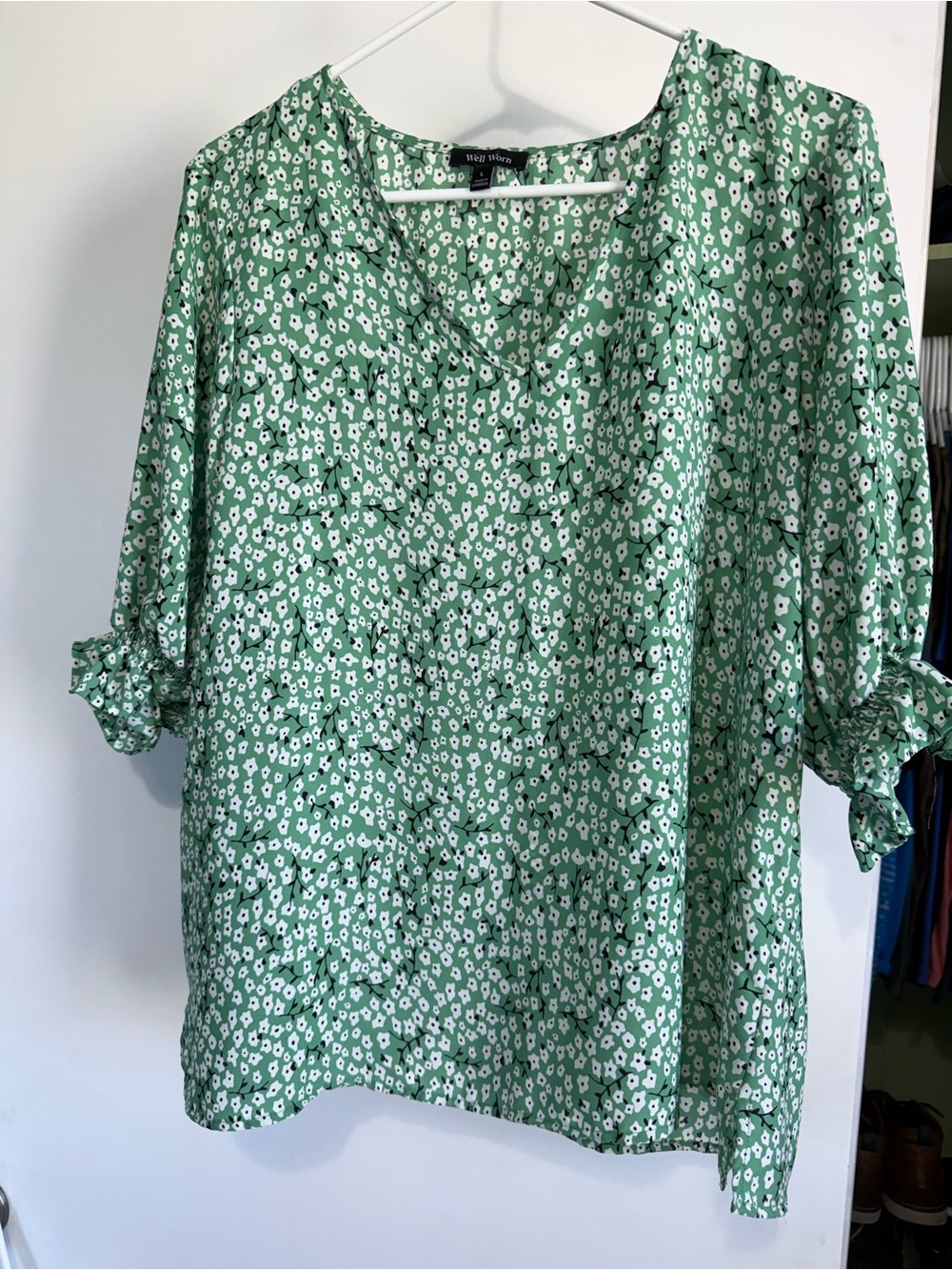 Well Worn Green Floral V-Neck Blouse